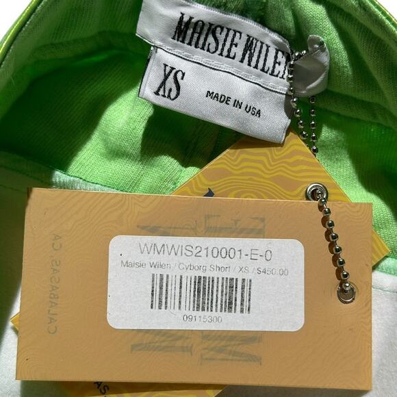 Humanoid cyborg metallic set - Picture 3 of 4